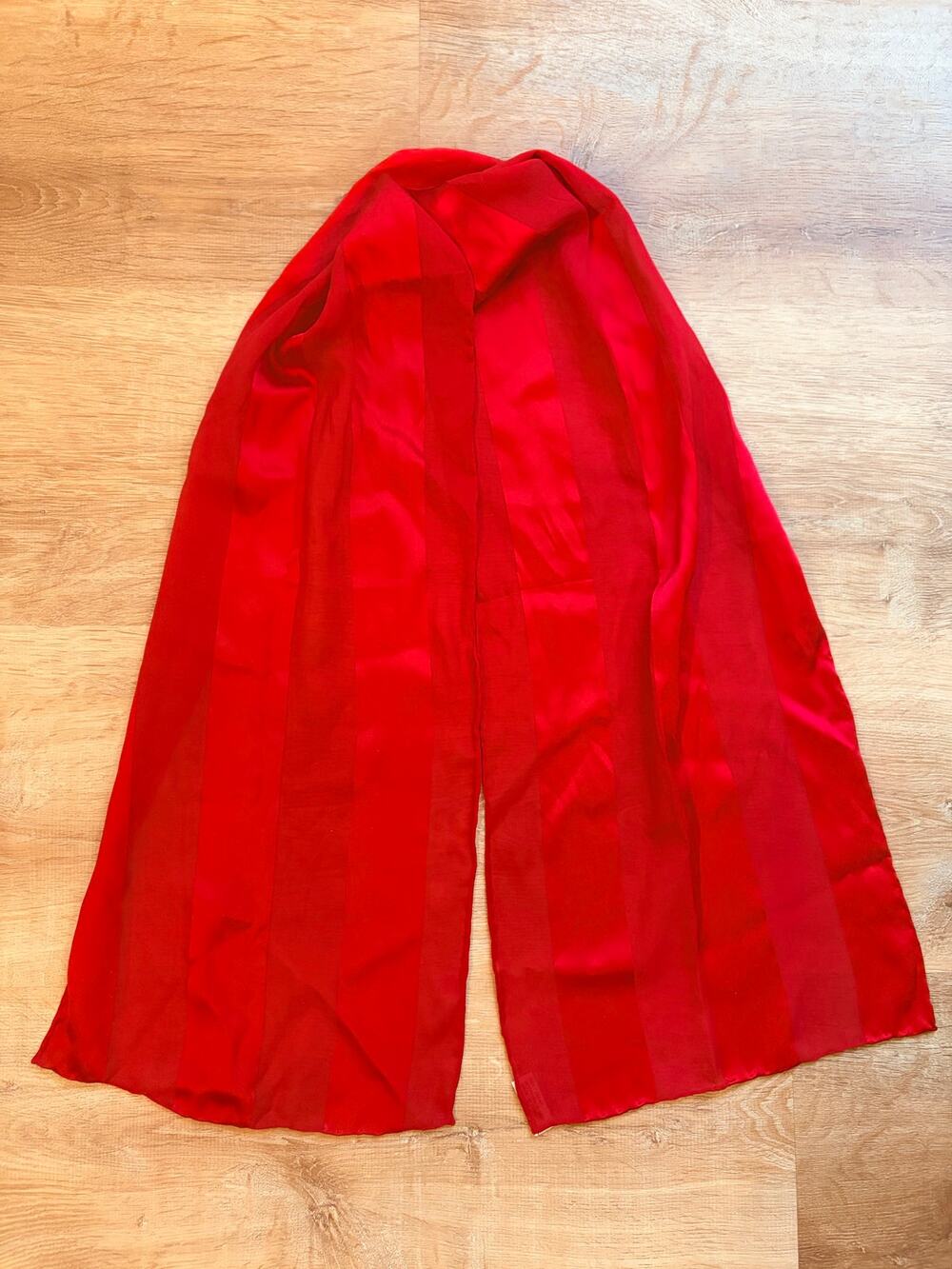 VTG Vera Neumann 100% Silk Scarf Red Solid Minimalist Italian It-Girl Aesthetic